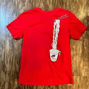 Nike T-Shirt size Small color Red